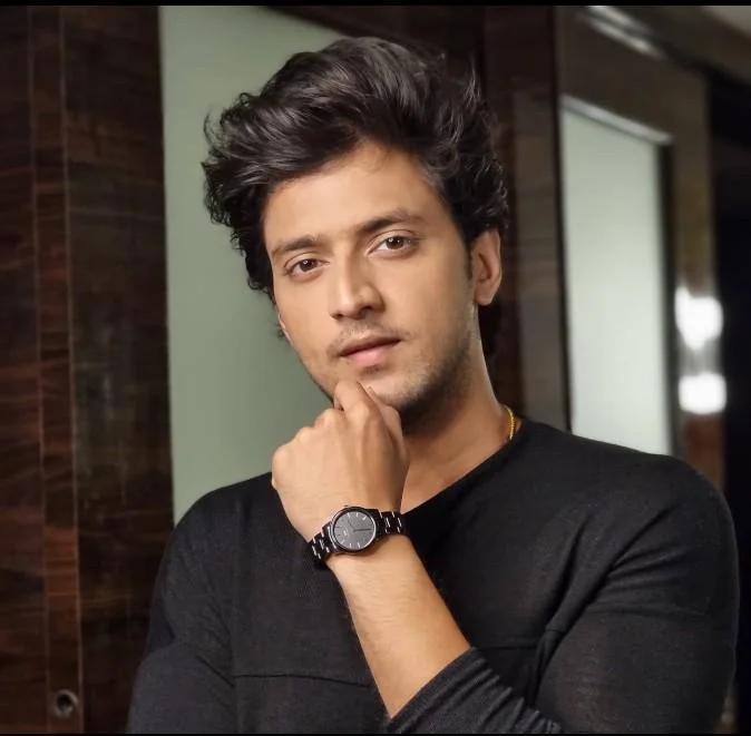 Kinshuk Vaidya age