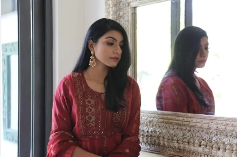 Himani Kapoor Age